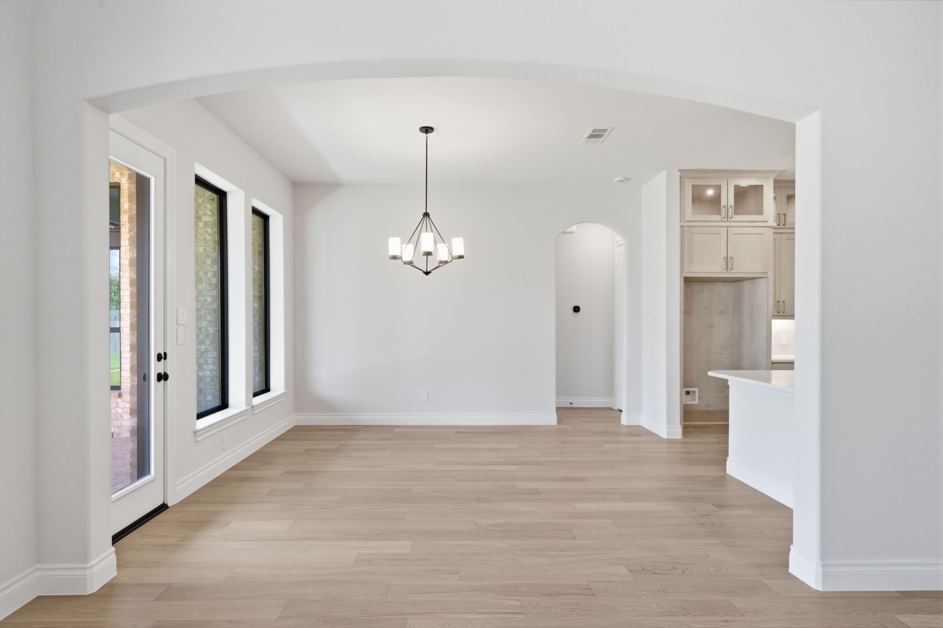 15607 Early Bird Lane Property Photo 8