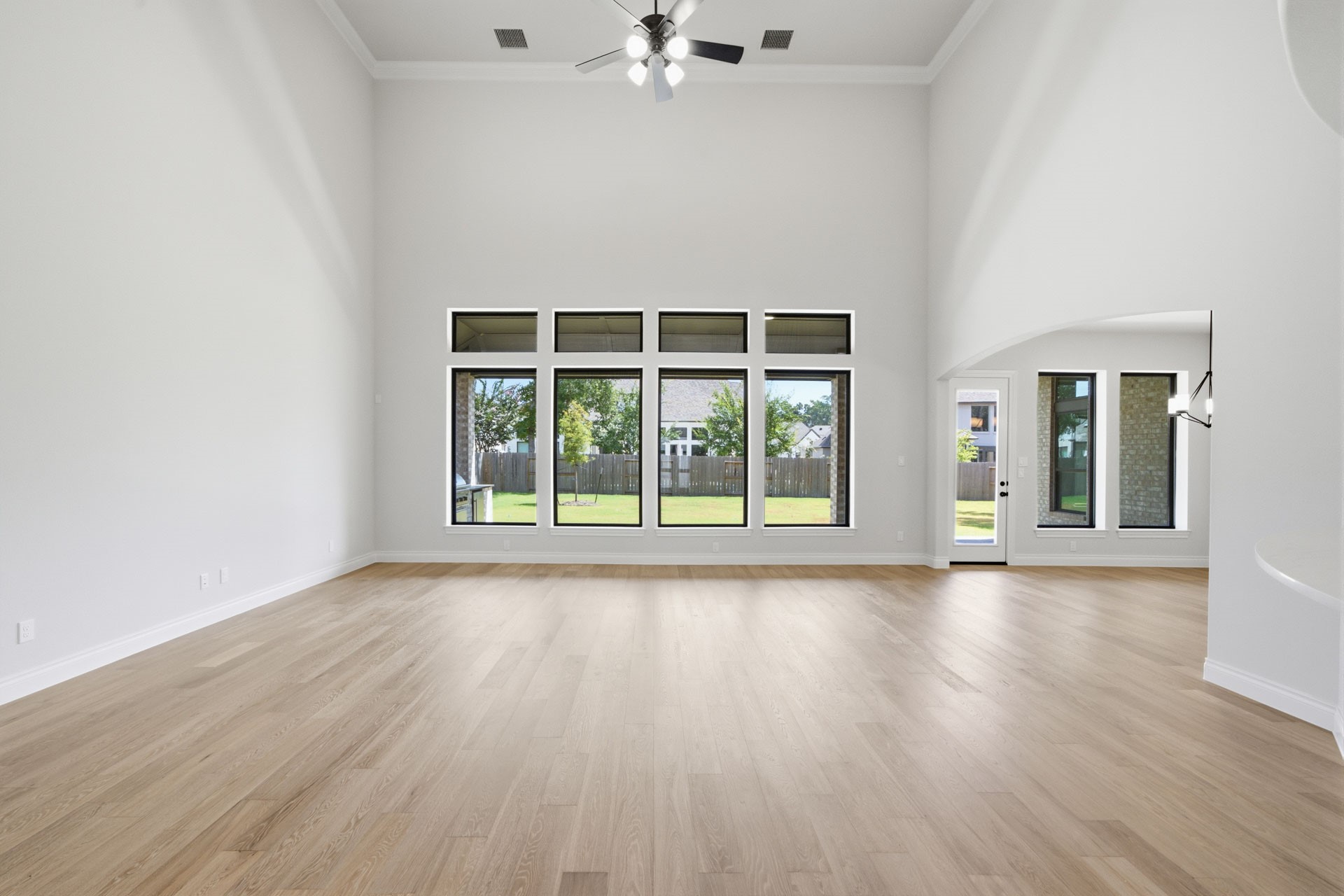 15607 Early Bird Lane Property Photo 12
