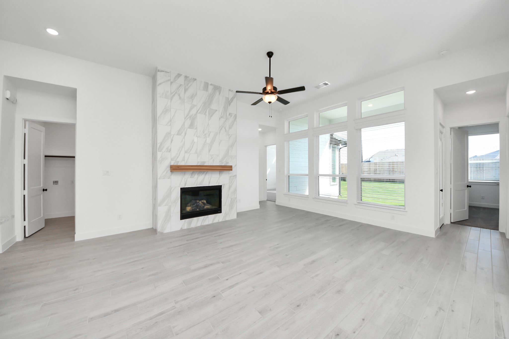 9514 Chateau Hill Property Photo 5