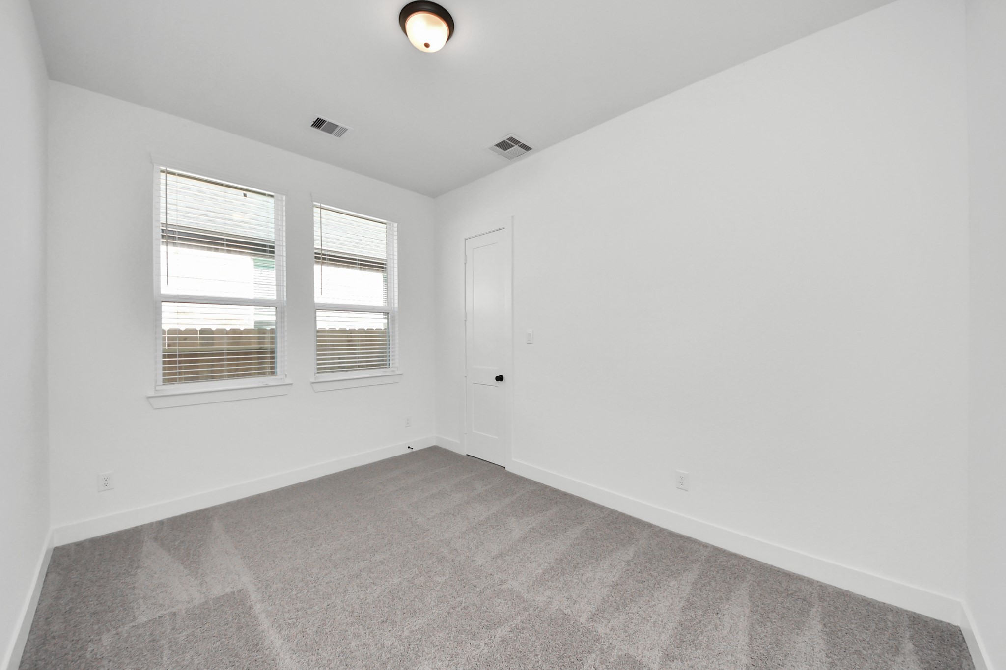 9514 Chateau Hill Property Photo 17