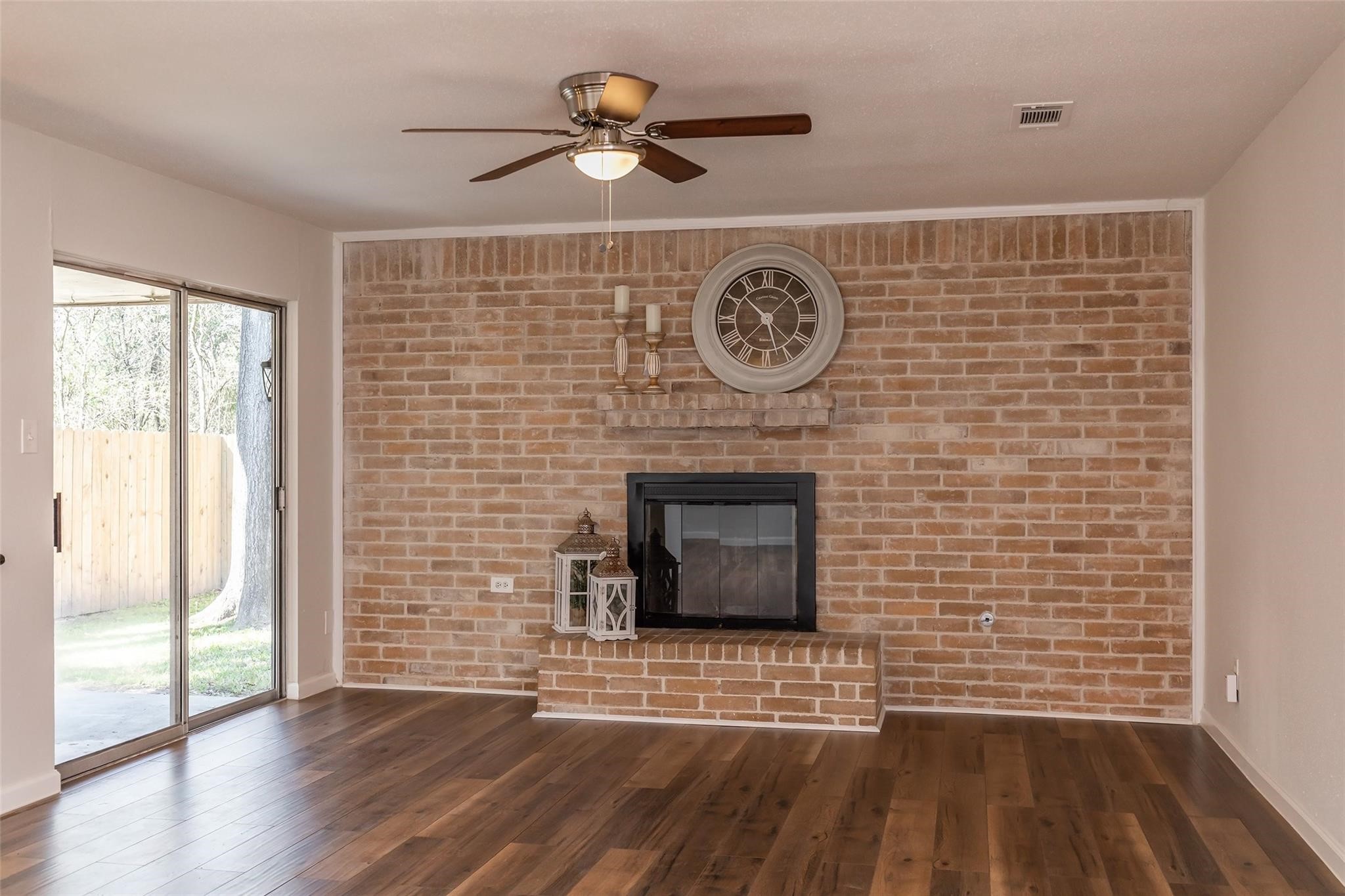 46 N Deerfoot Circle Property Photo 5