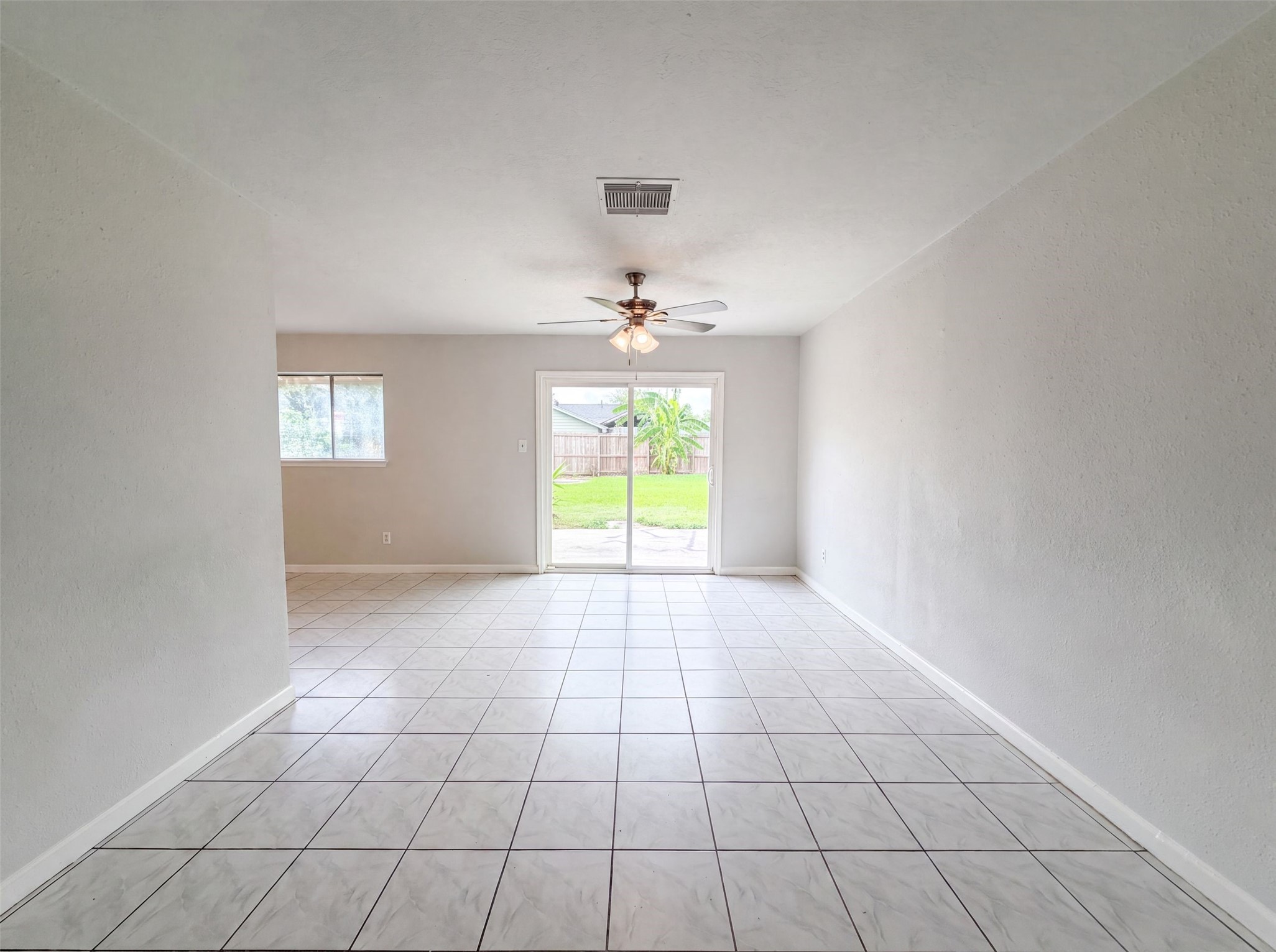 12510 Daventry Lane Property Photo 3