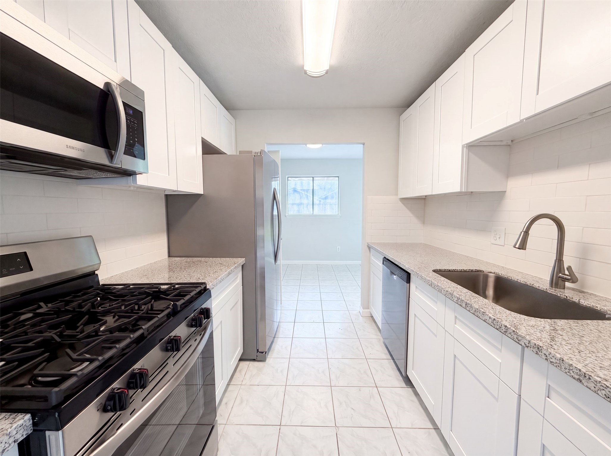 12510 Daventry Lane Property Photo 7