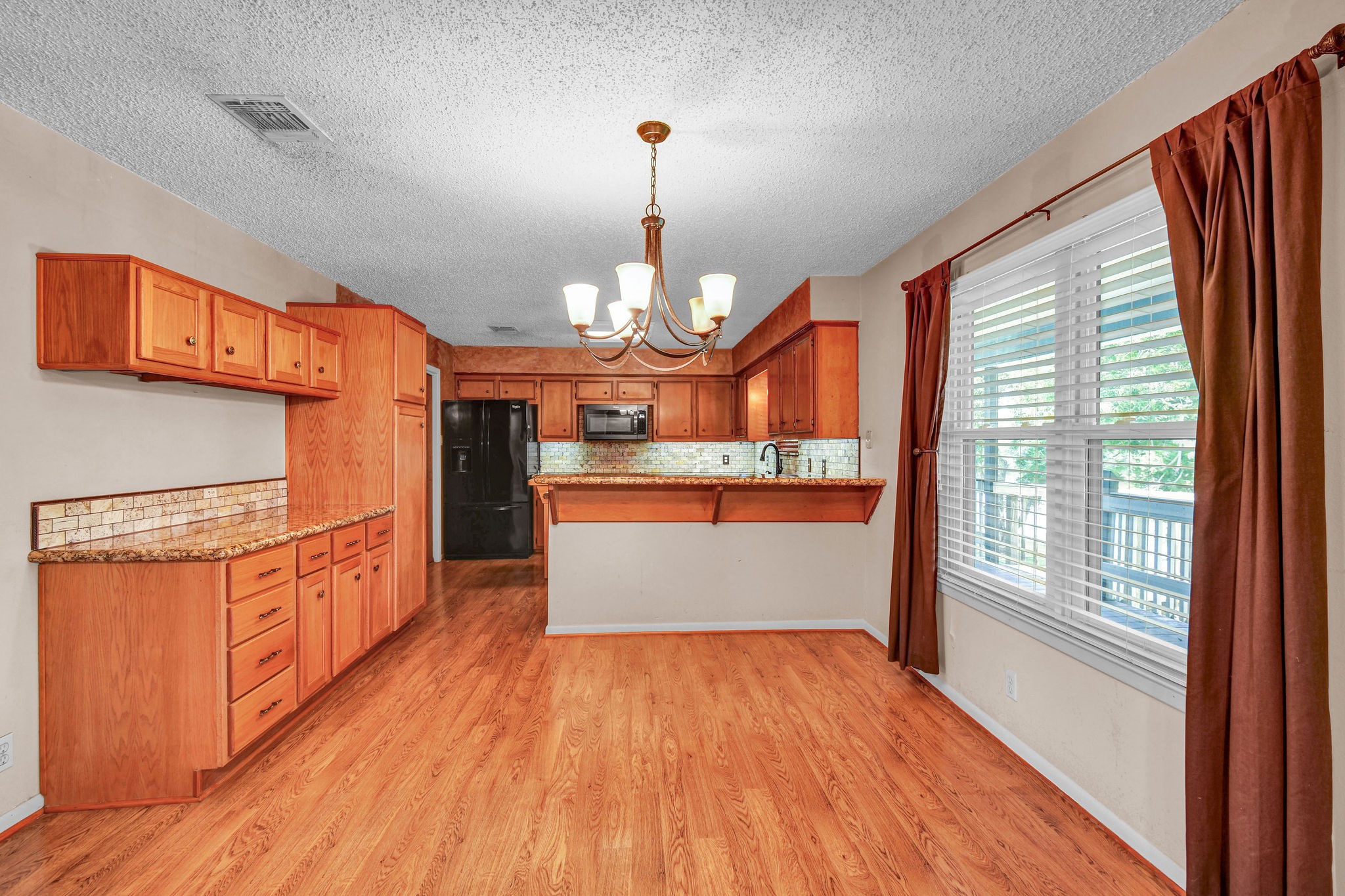 1902 County Road 506 Property Photo 12