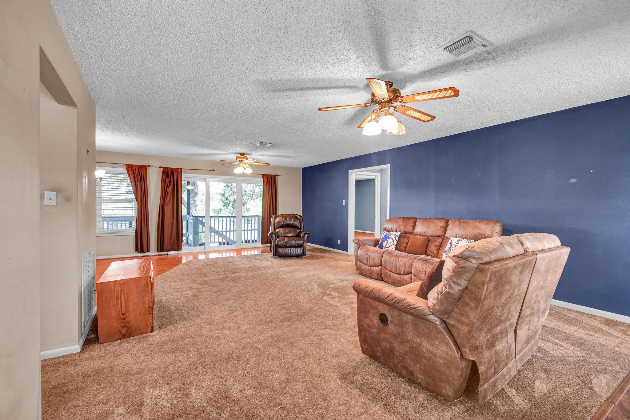 1902 County Road 506 Property Photo 14