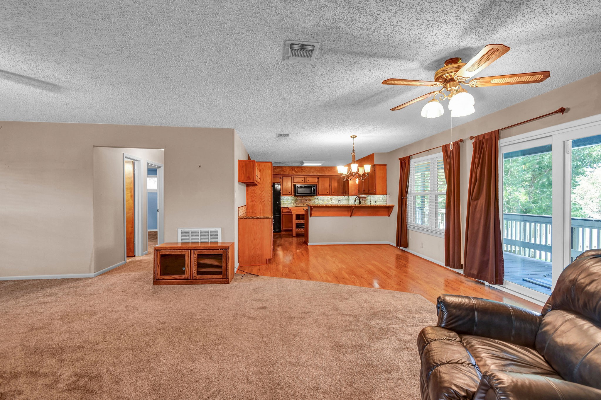 1902 County Road 506 Property Photo 15
