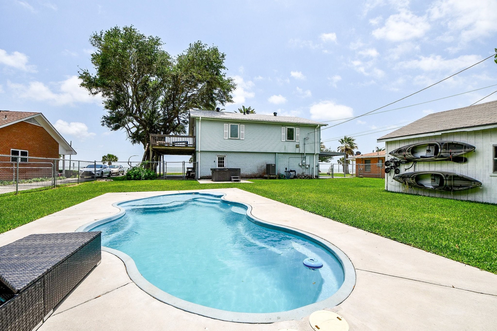 204 S Bay Boulevard Property Photo 15