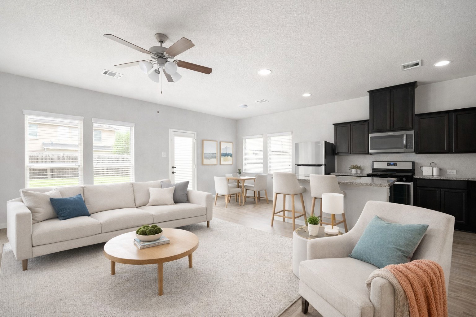 3634 Bright Moon Court Property Photo 4