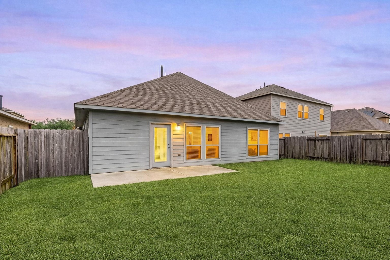 3634 Bright Moon Court Property Photo 22
