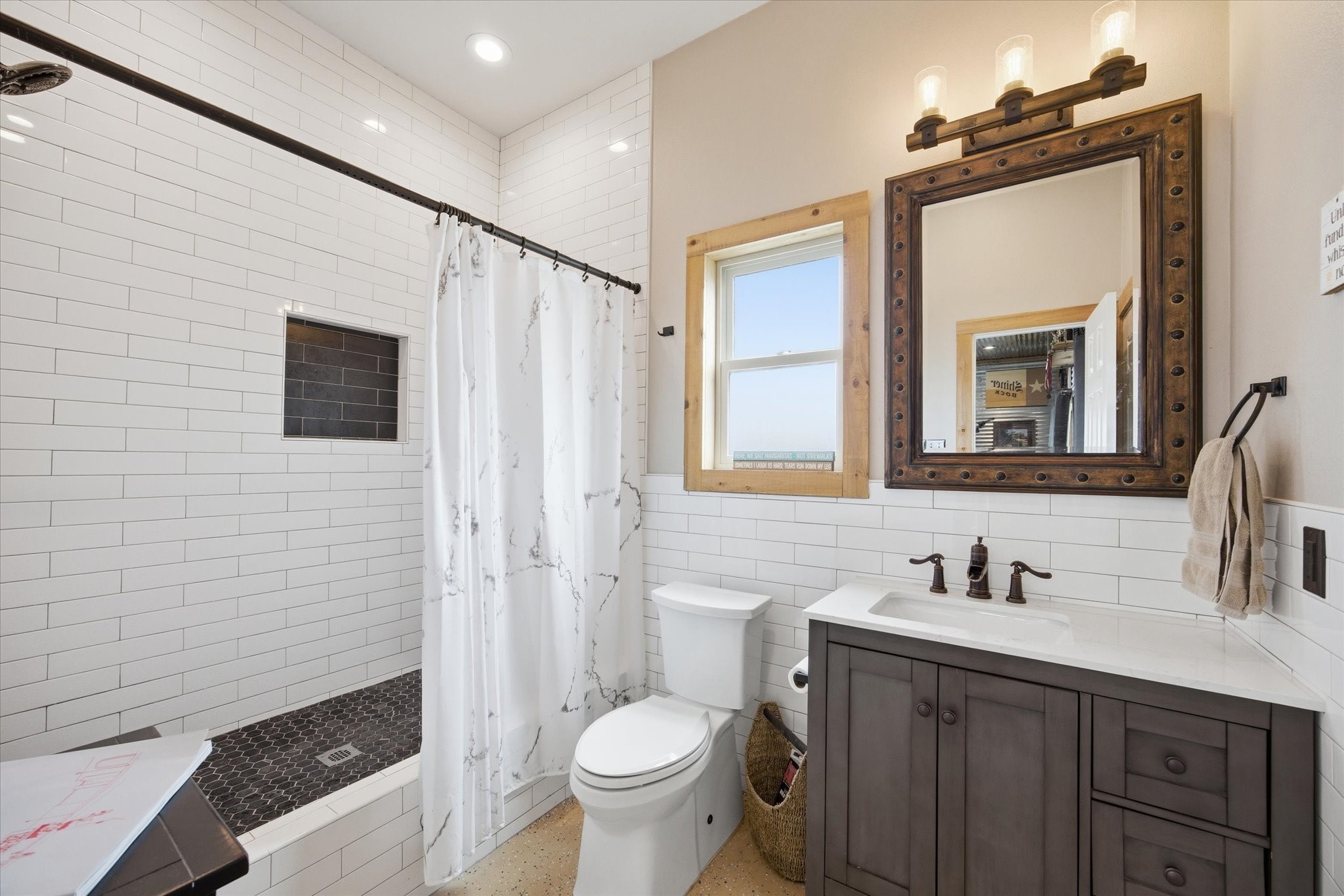 2224 Maler Road Property Photo 46