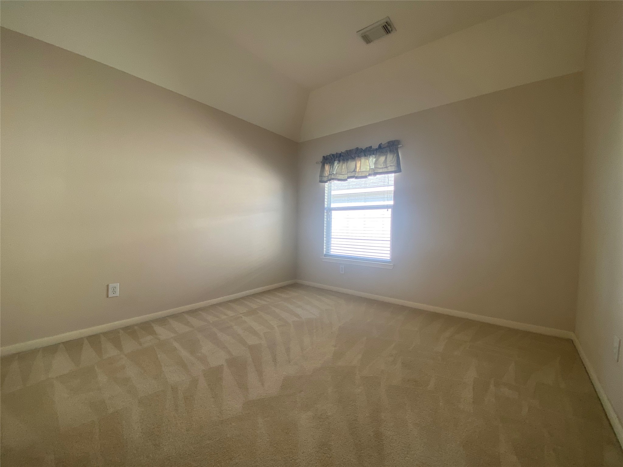7626 Brighton Knolls Lane Property Photo 5