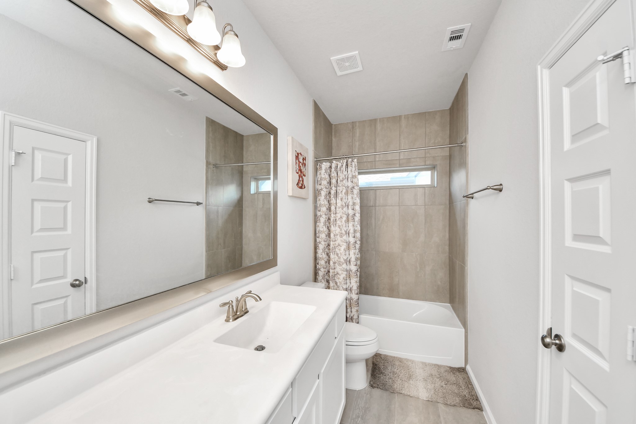 4007 Centre Meadow Way Property Photo 17