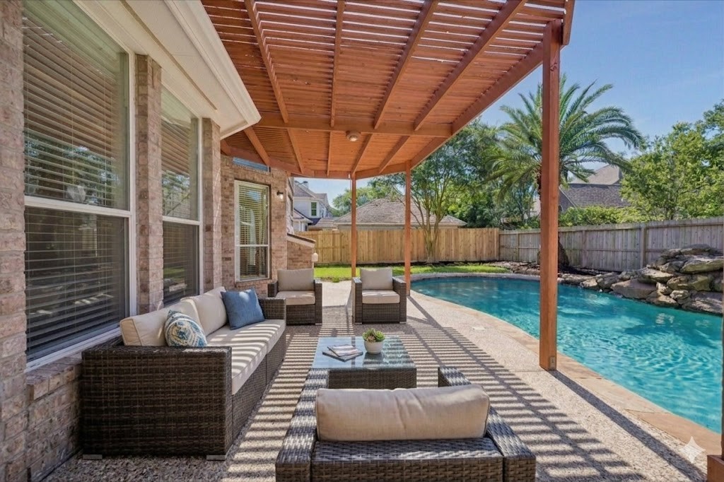 12023 Bolero Point Lane Property Photo 17