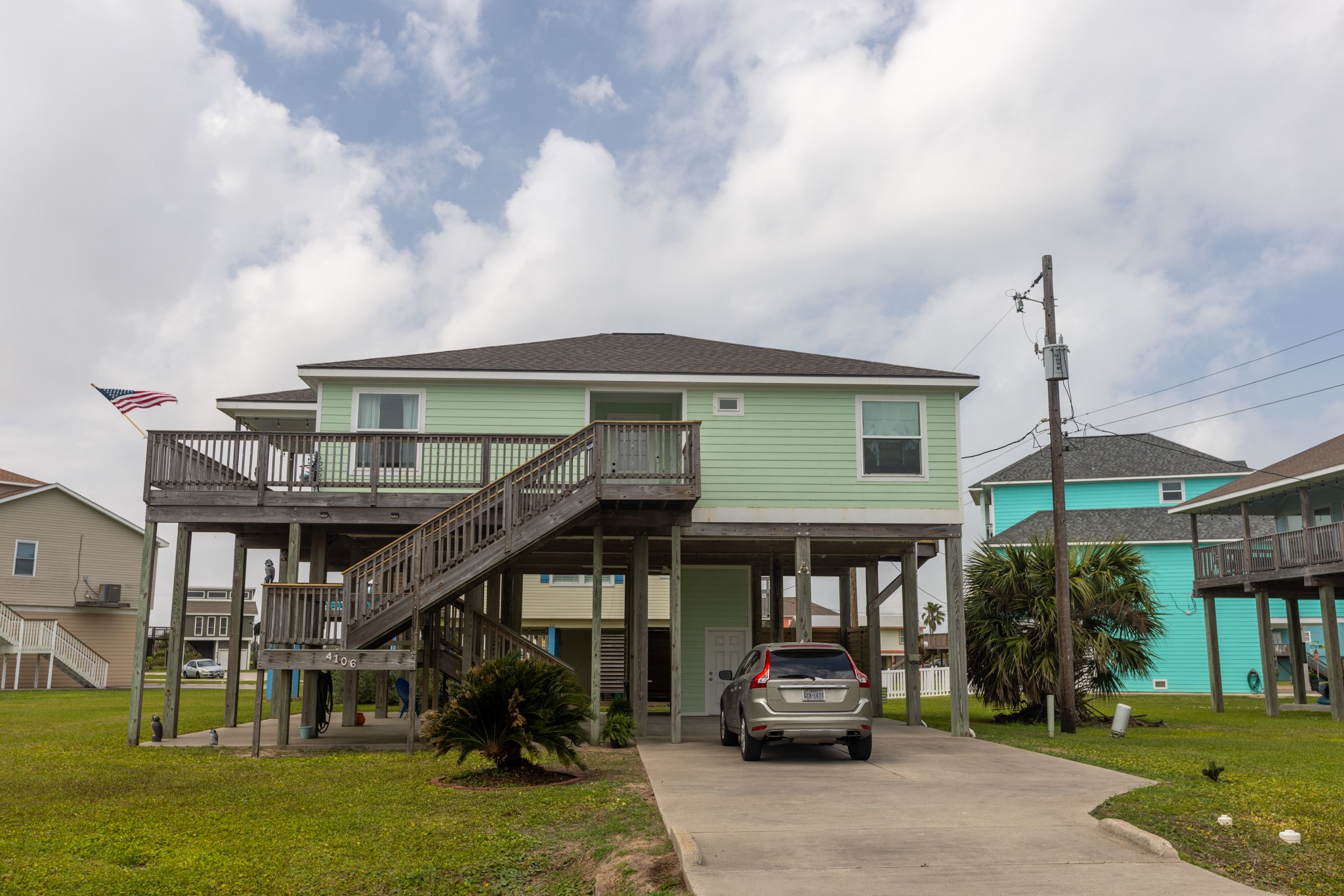 4106 Temprano Property Photo 3
