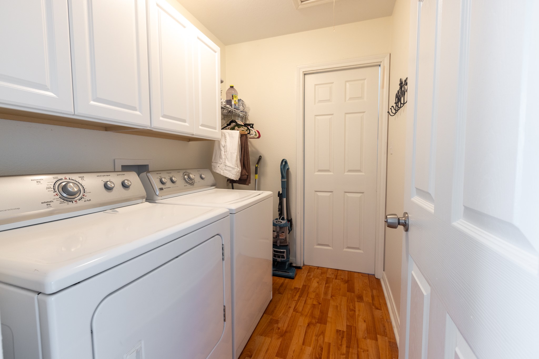 4106 Temprano Property Photo 19