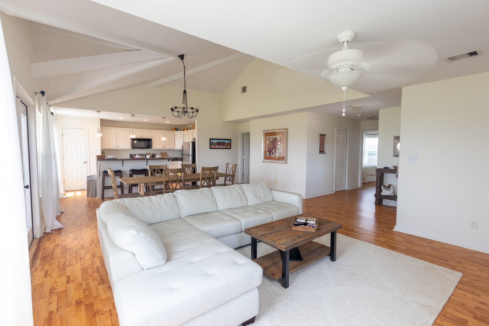 4106 Temprano Property Photo 22
