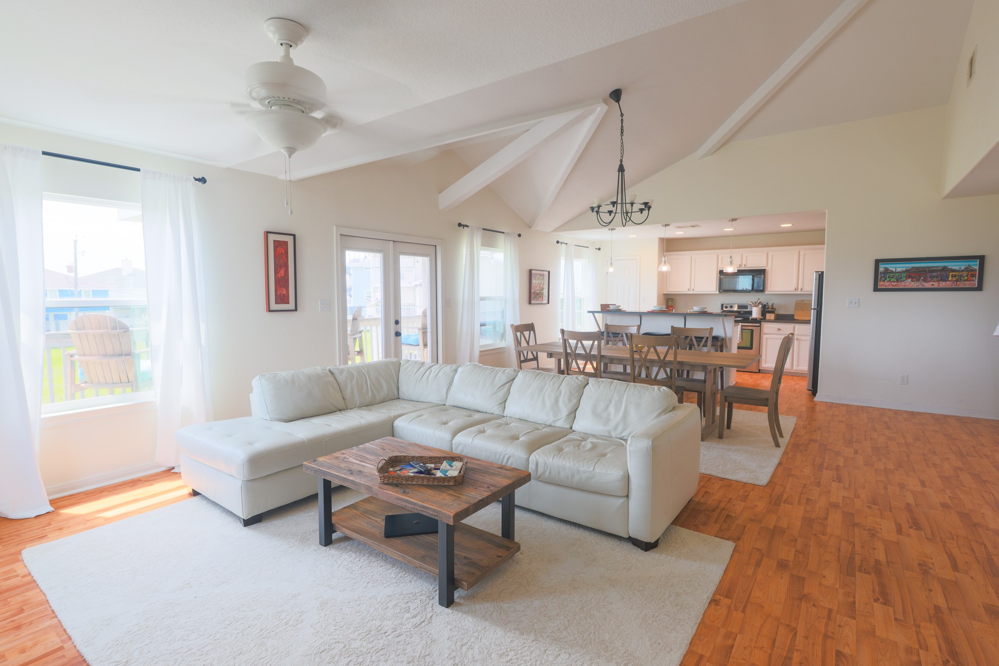 4106 Temprano Property Photo 23