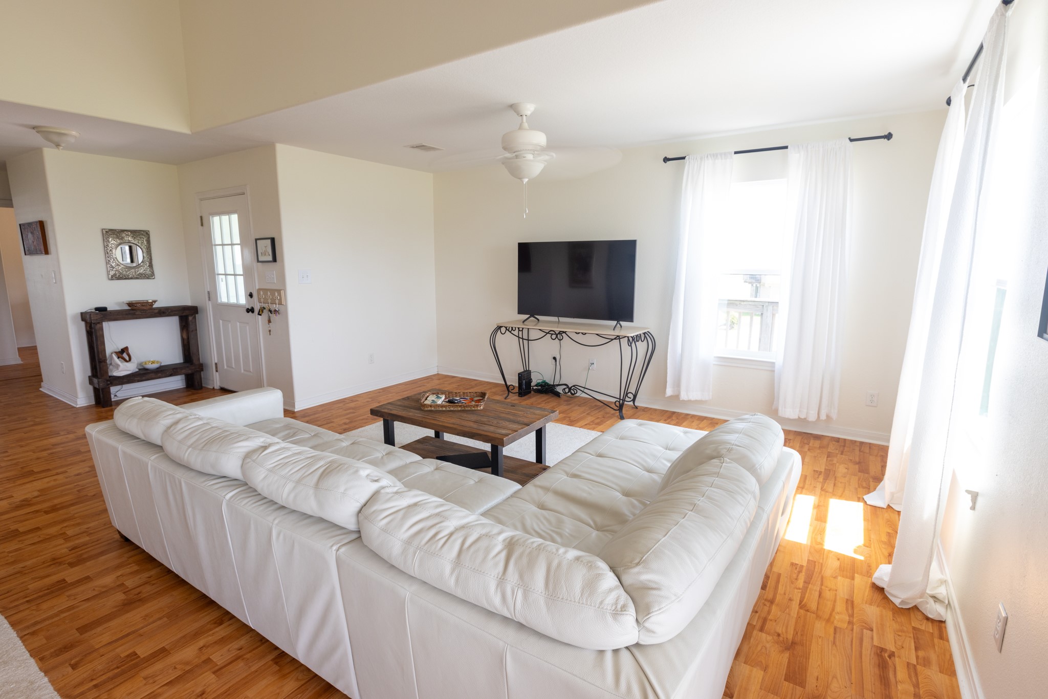 4106 Temprano Property Photo 40