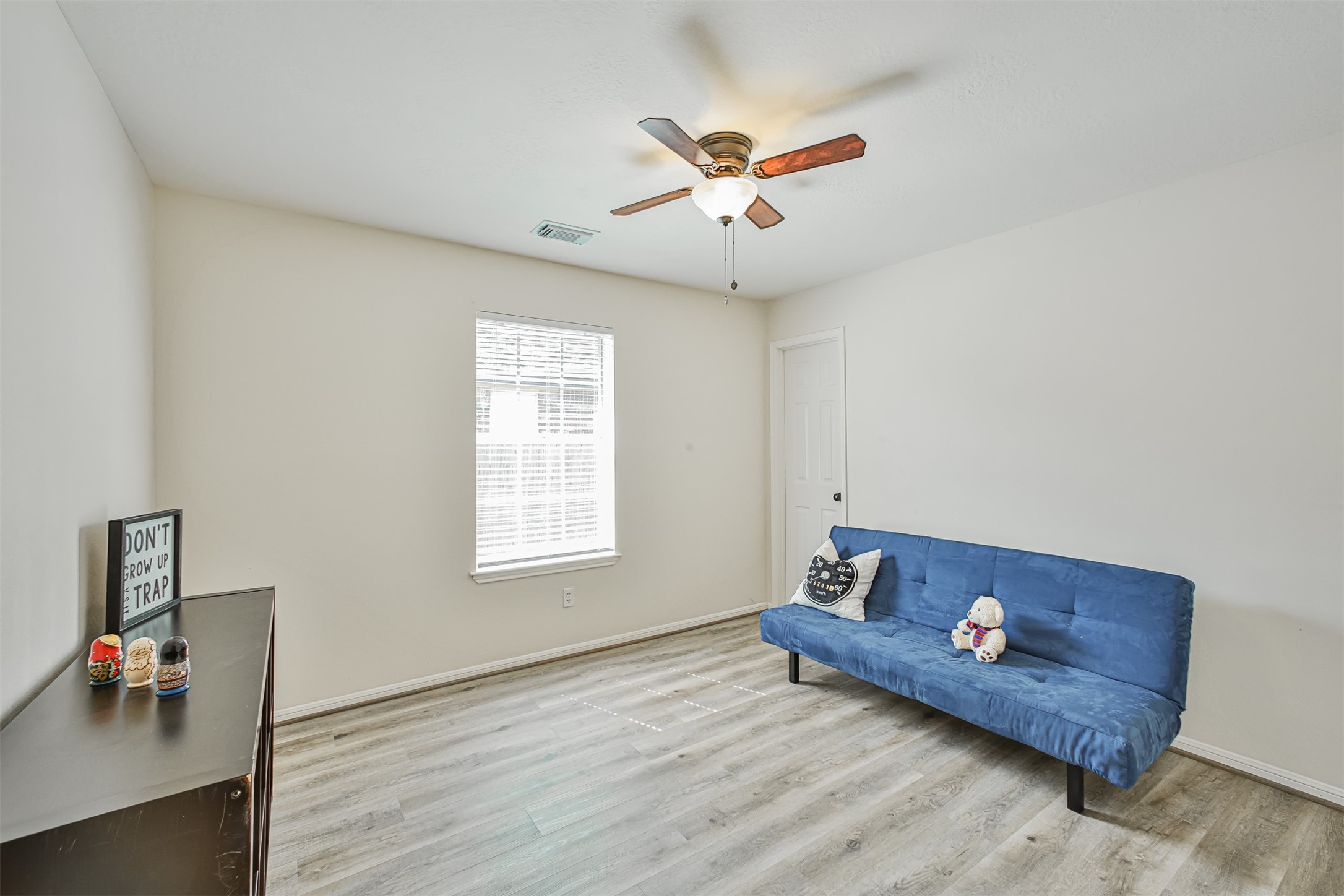 510 Fernglade Drive Property Photo 18
