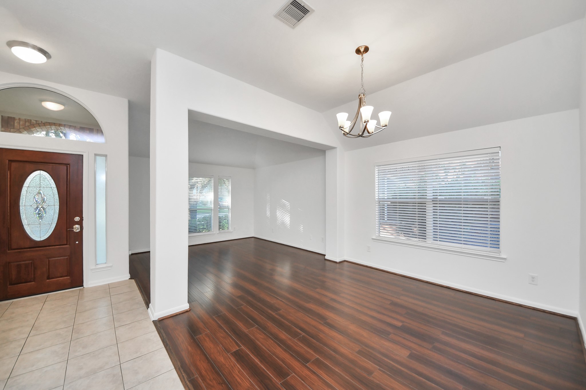 20510 Glademill Court Property Photo 6