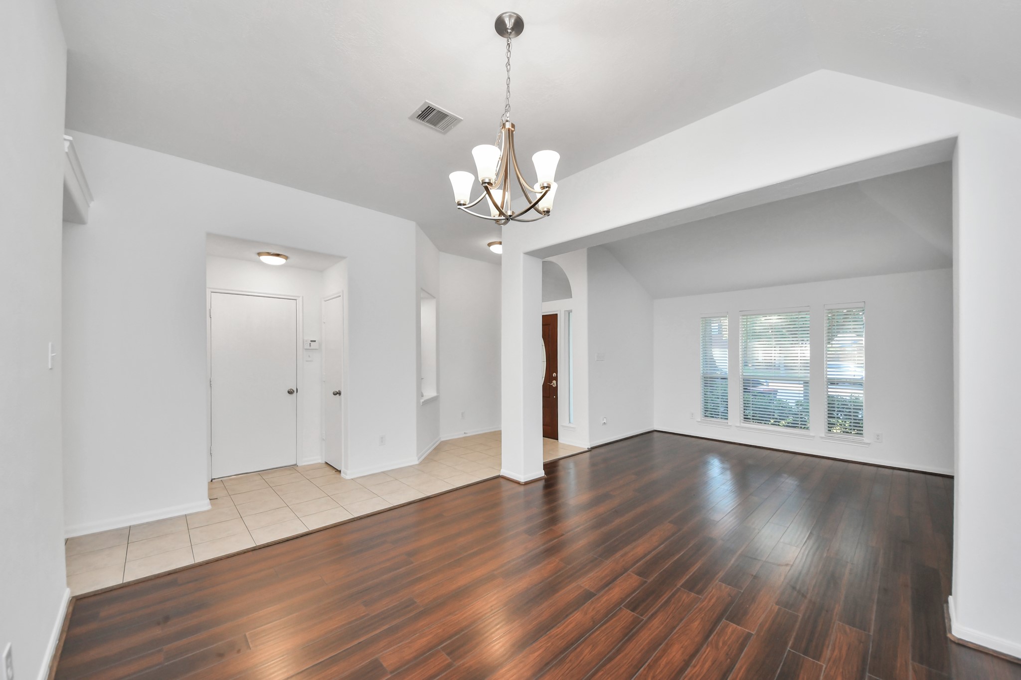 20510 Glademill Court Property Photo 10