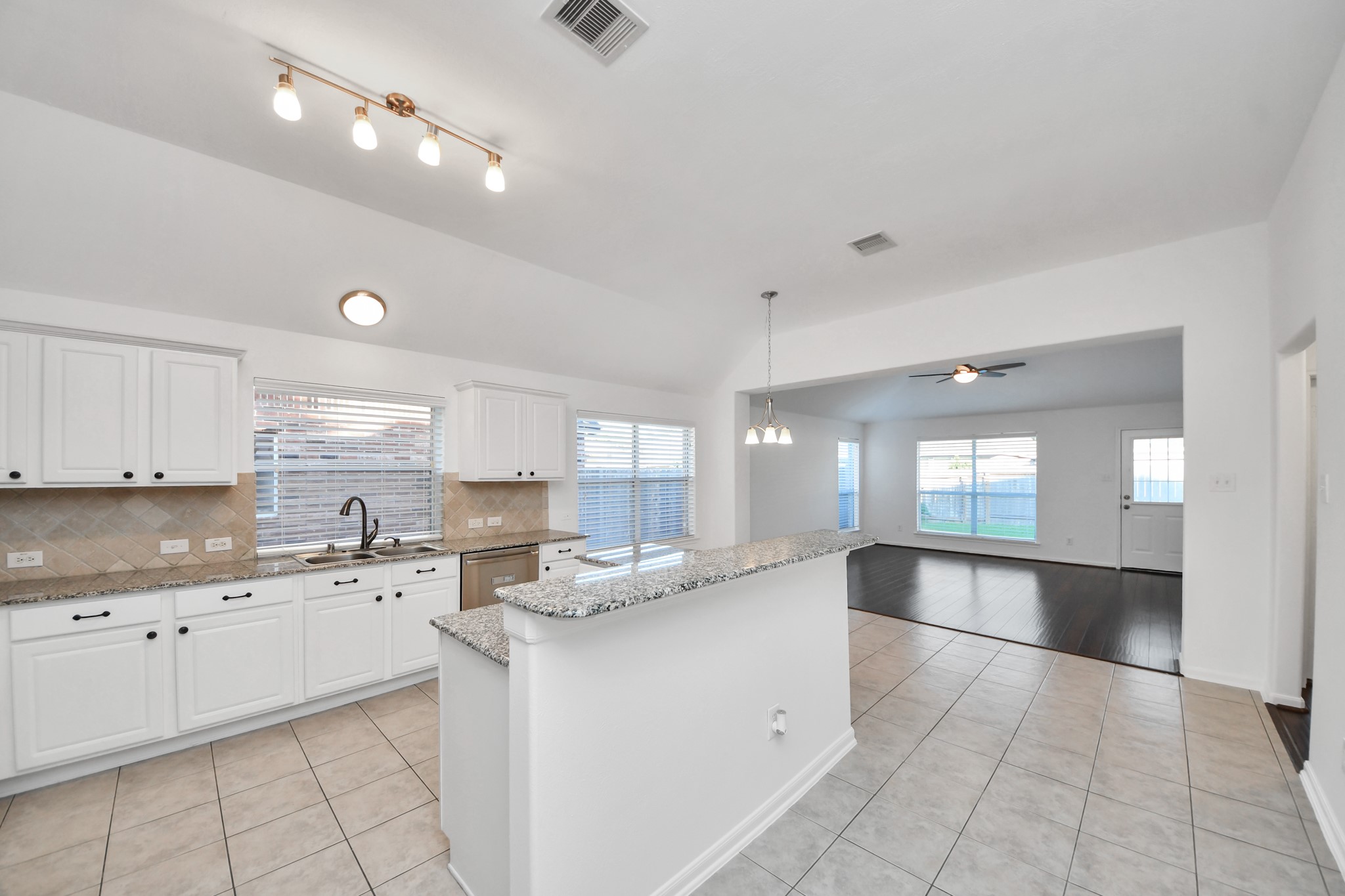 20510 Glademill Court Property Photo 12