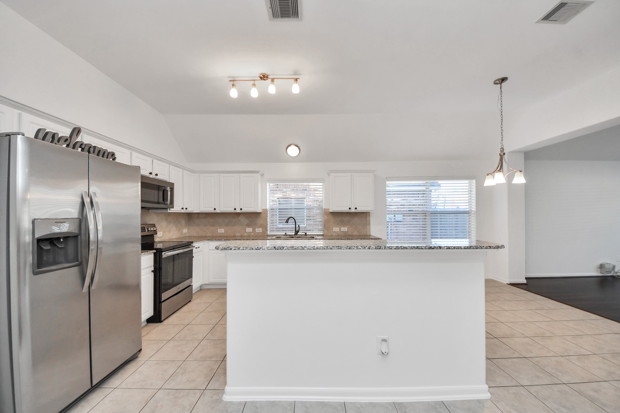 20510 Glademill Court Property Photo 13