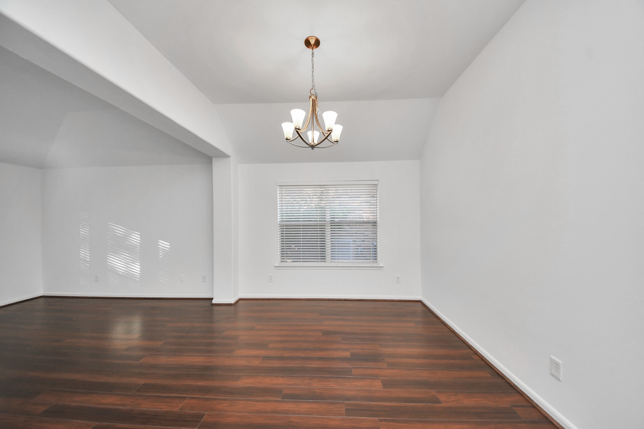 20510 Glademill Court Property Photo 23