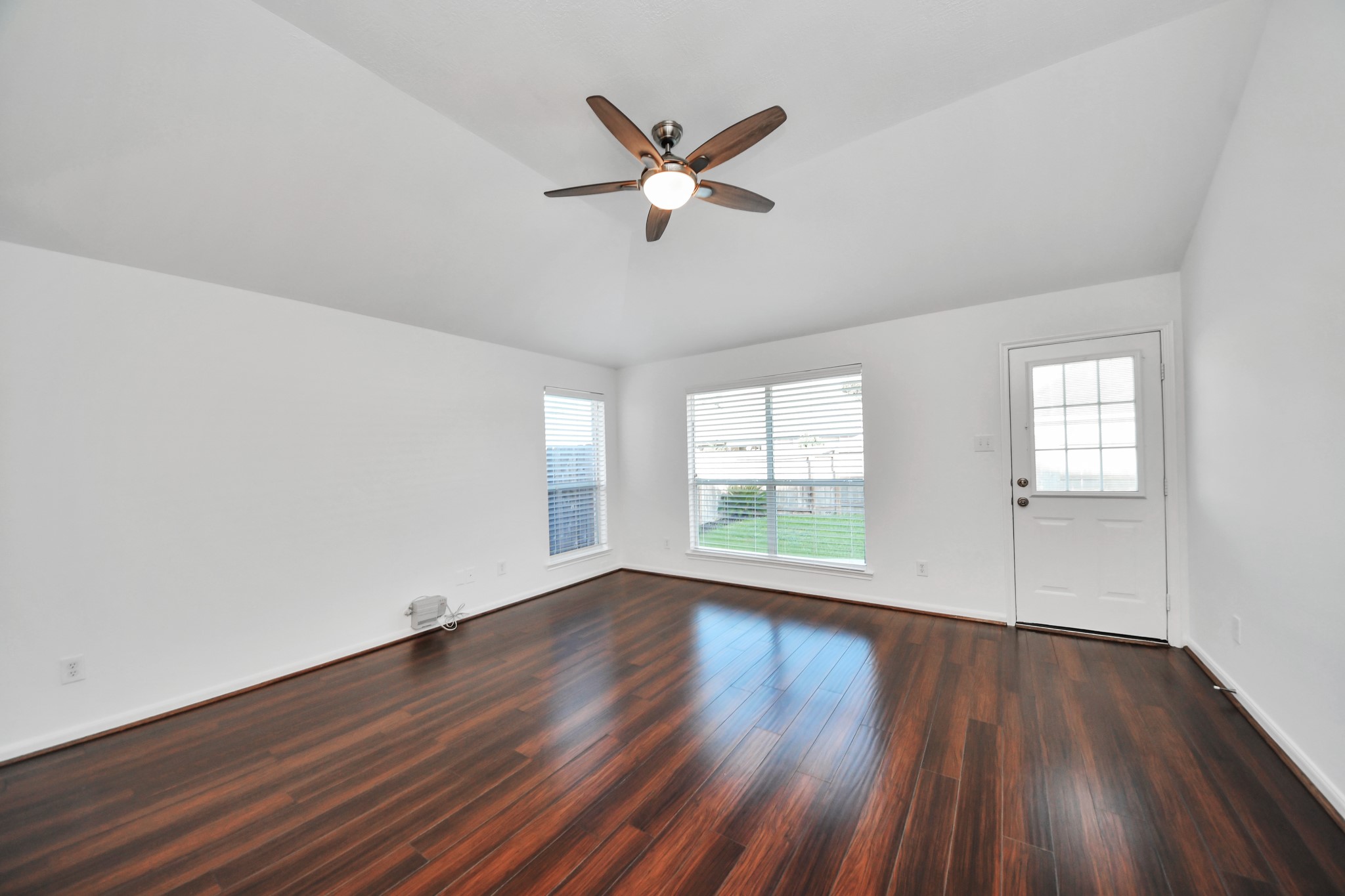 20510 Glademill Court Property Photo 25