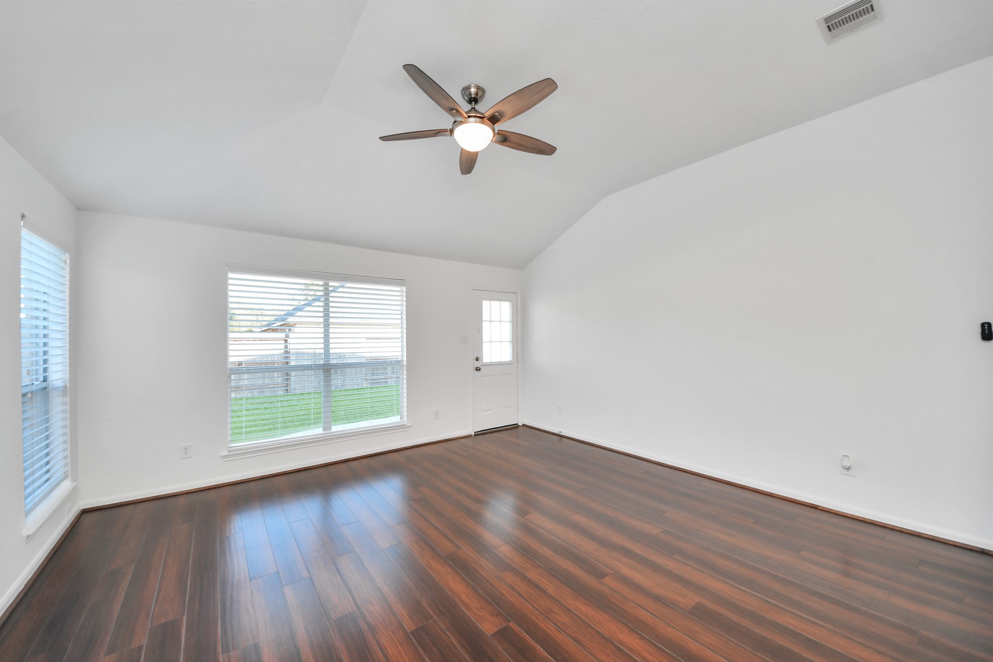 20510 Glademill Court Property Photo 26