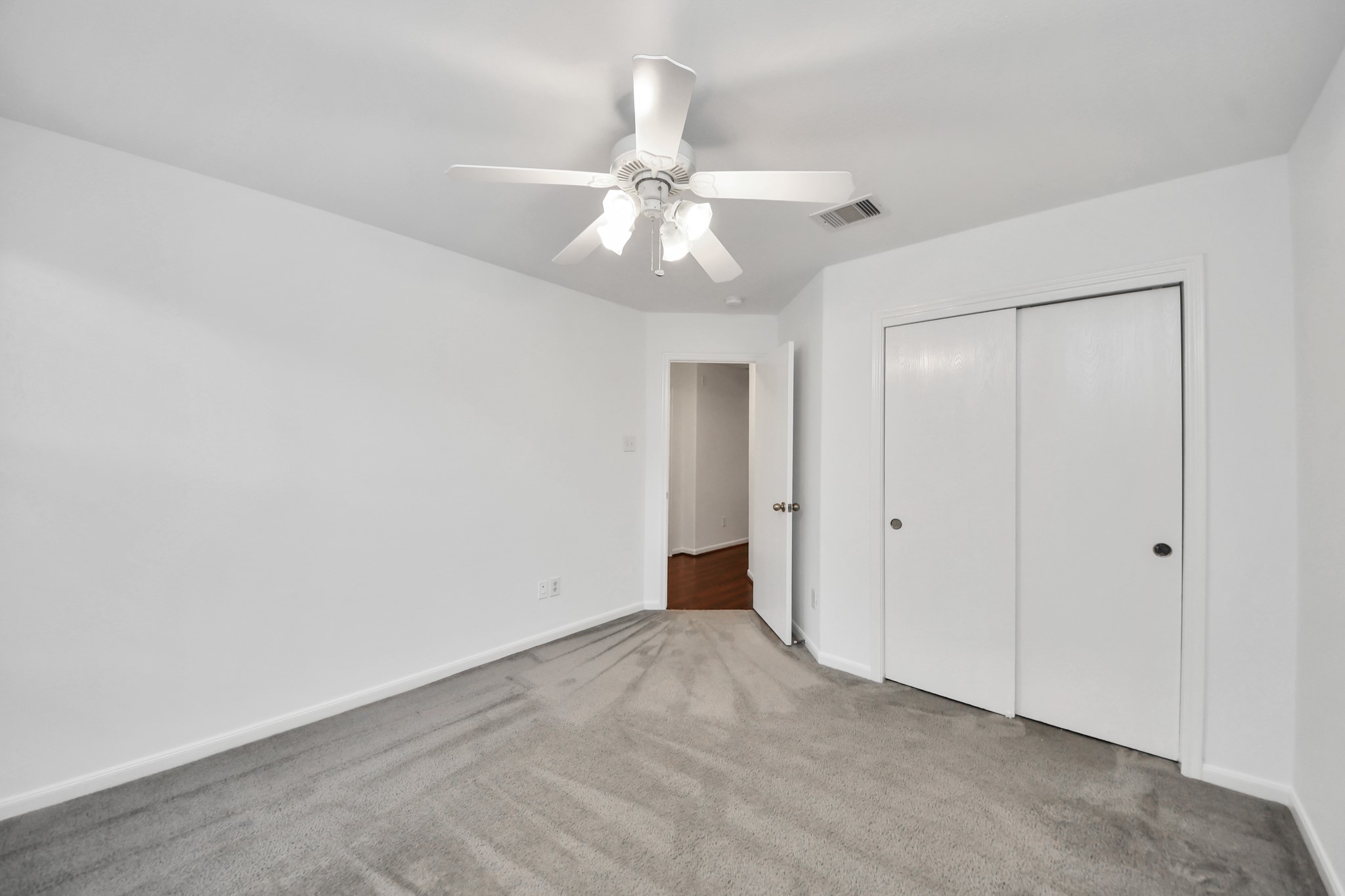 20510 Glademill Court Property Photo 40