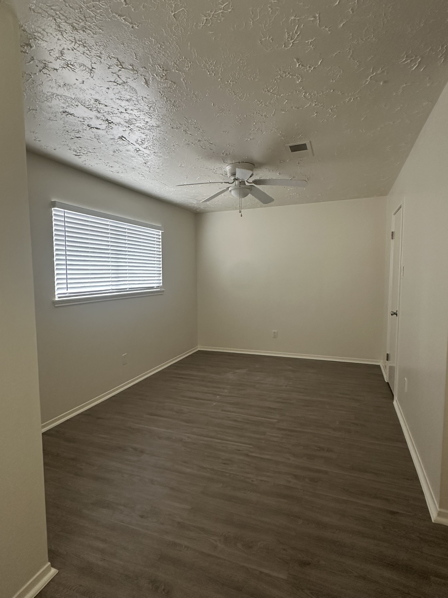 11719 Scottsdale Drive Property Photo 14