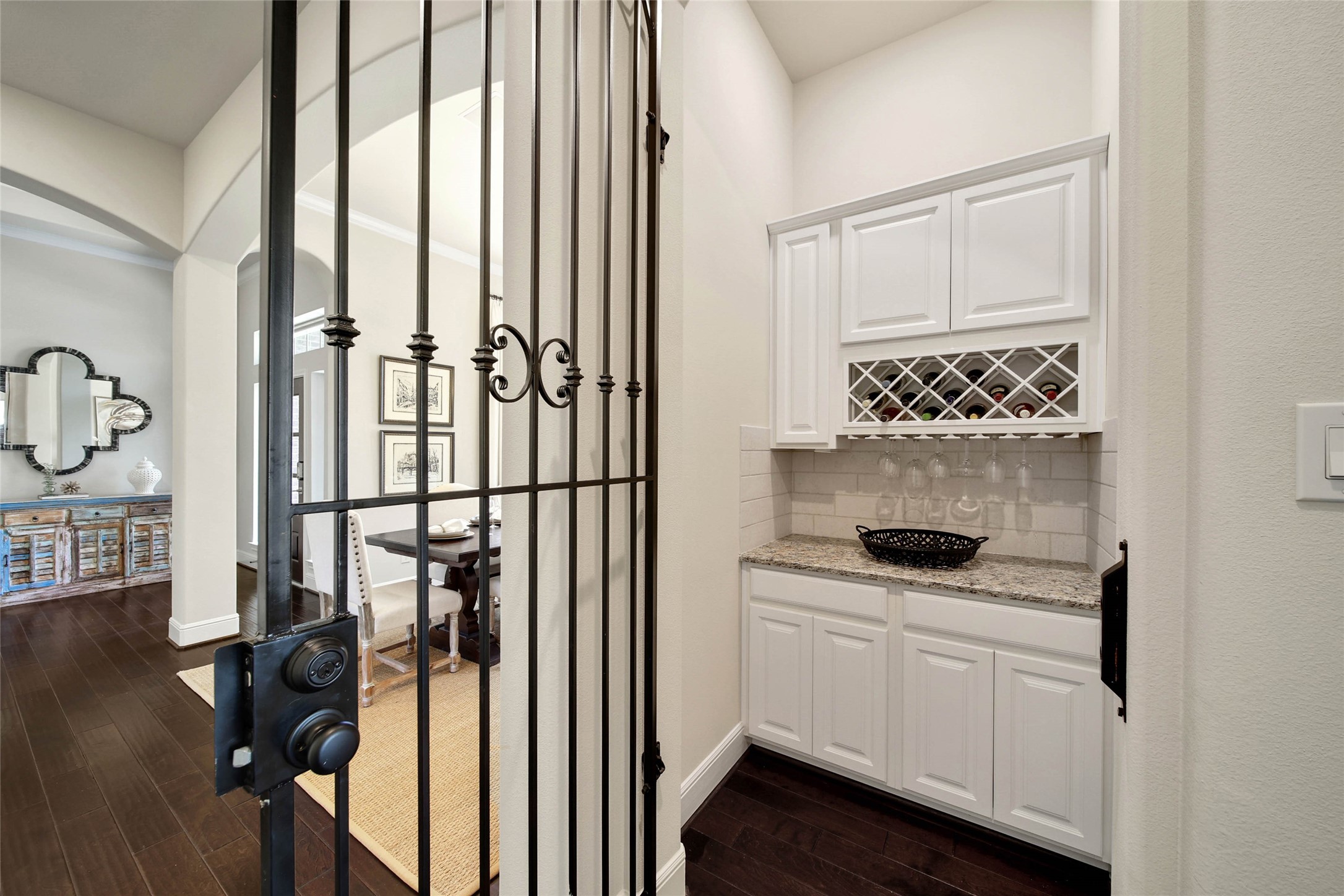 15 S Lochwood Way Property Photo 8