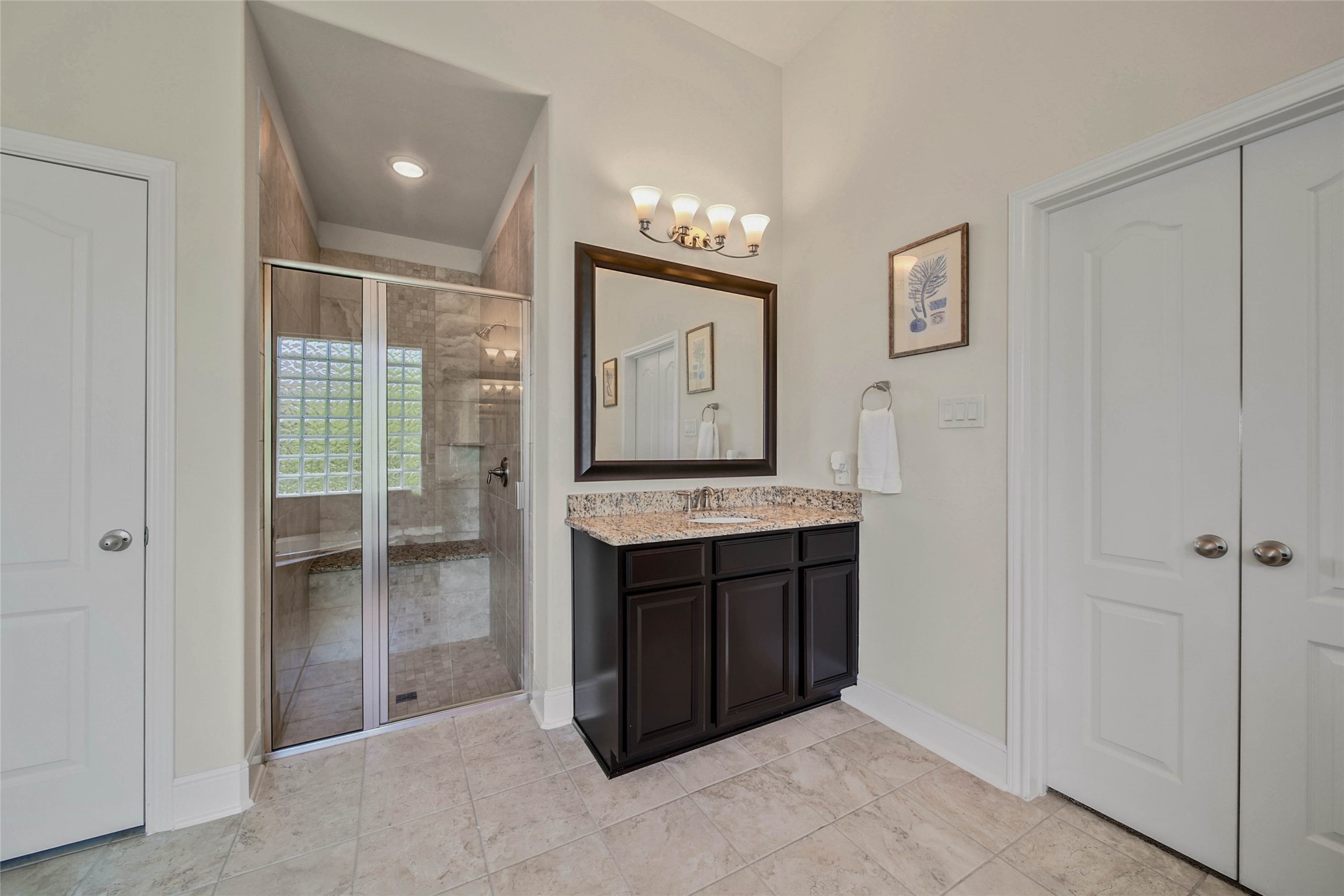 15 S Lochwood Way Property Photo 26