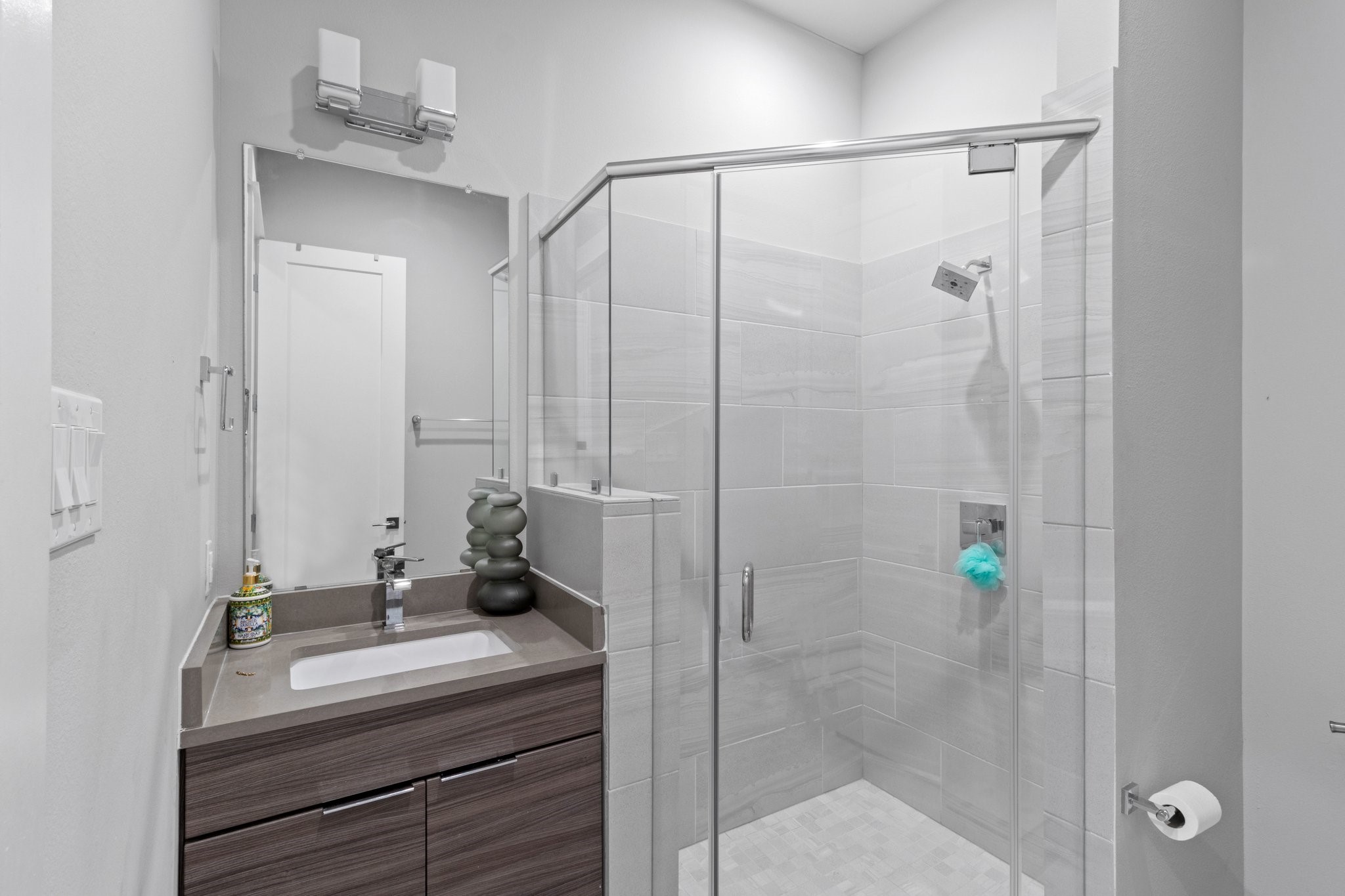 1617 Wheeler Street C Property Photo 25