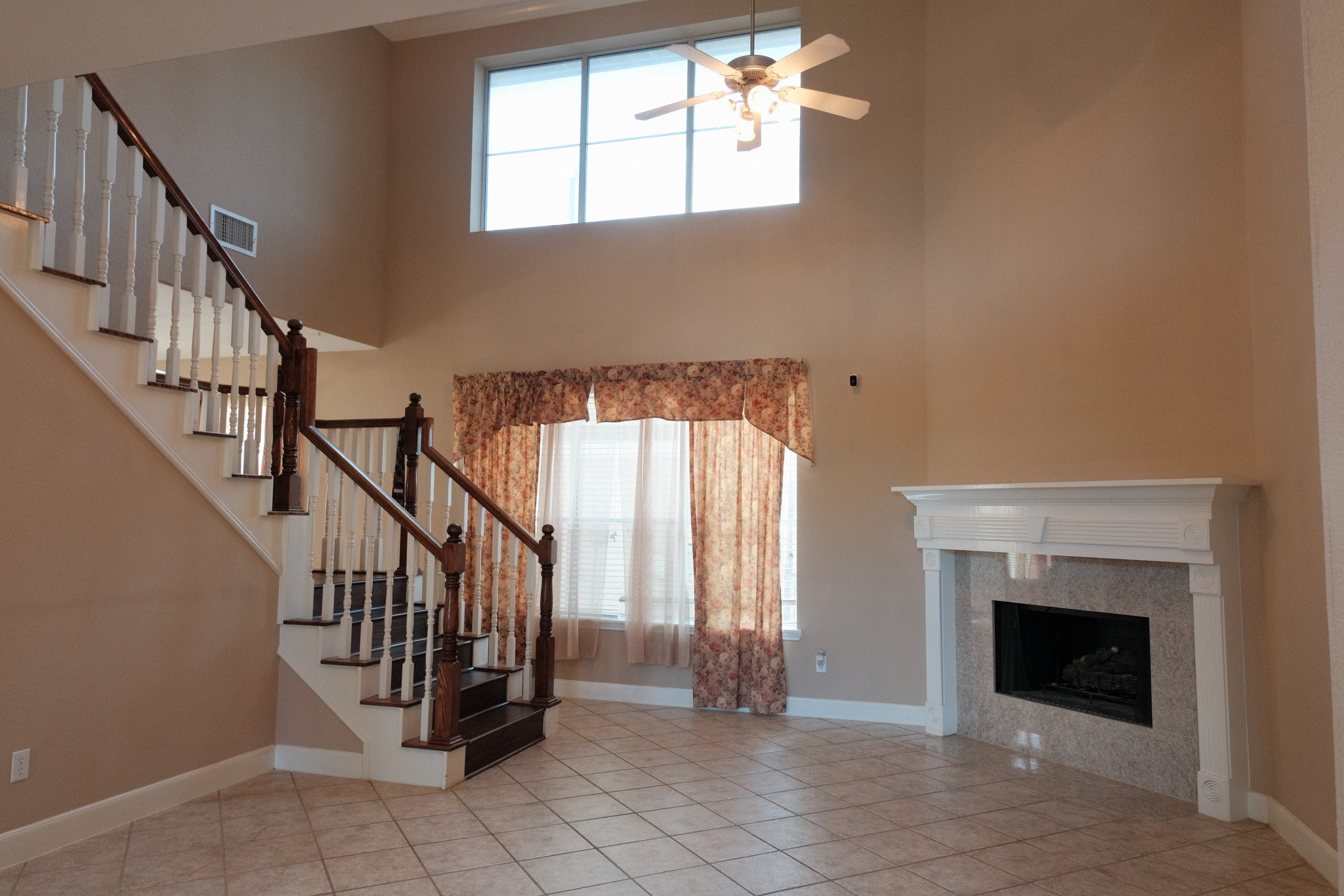 4402 Juan Carlos Court Property Photo 2