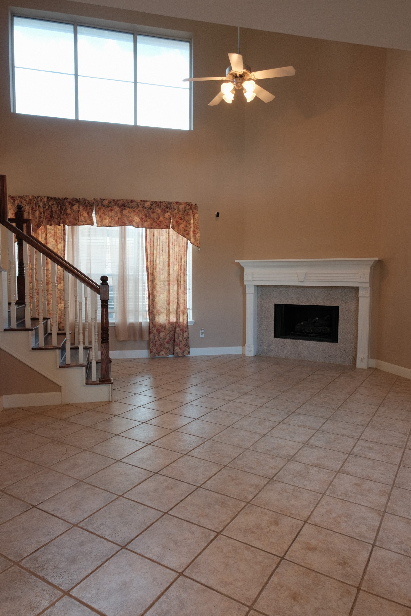 4402 Juan Carlos Court Property Photo 6