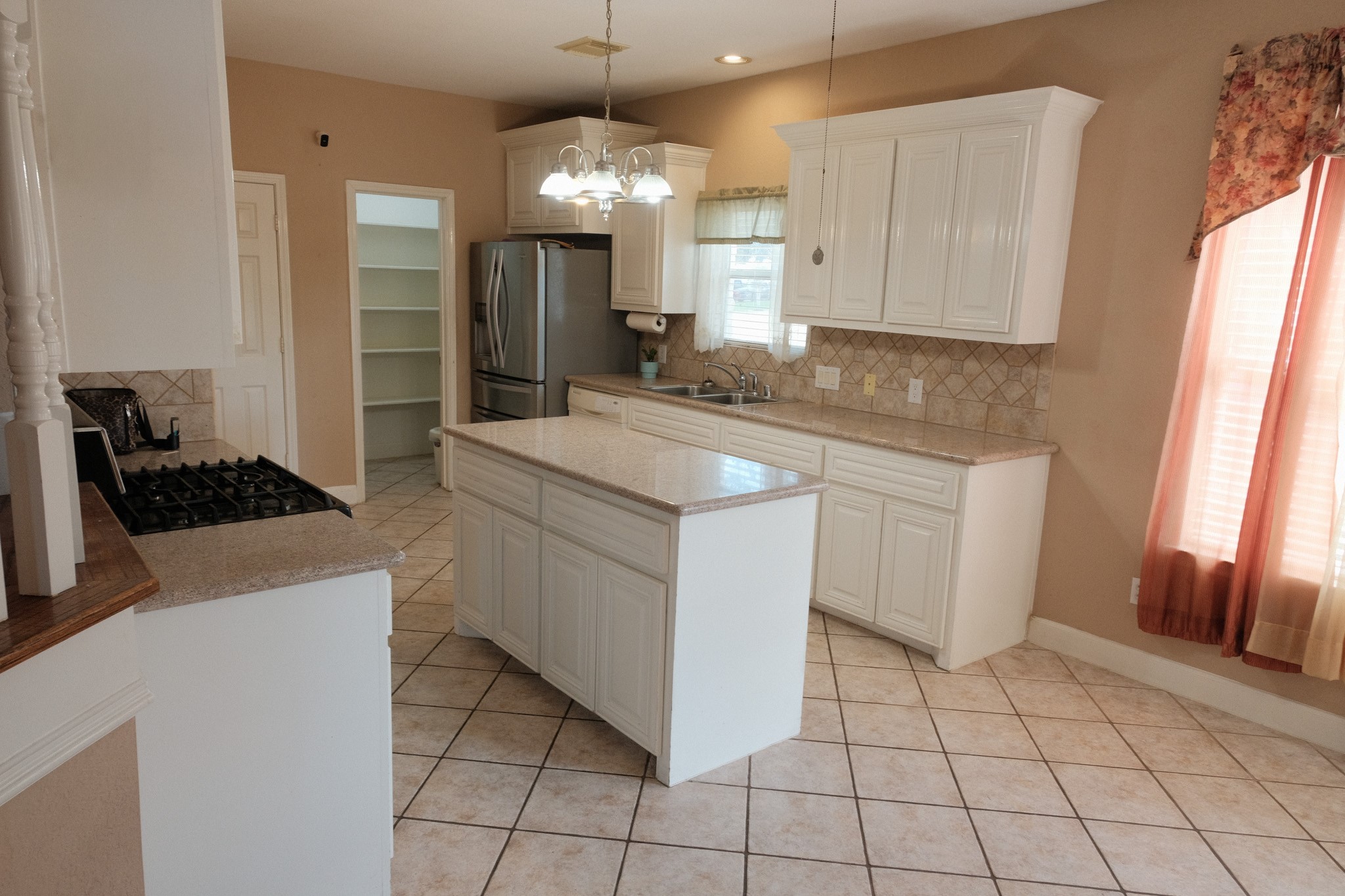 4402 Juan Carlos Court Property Photo 7