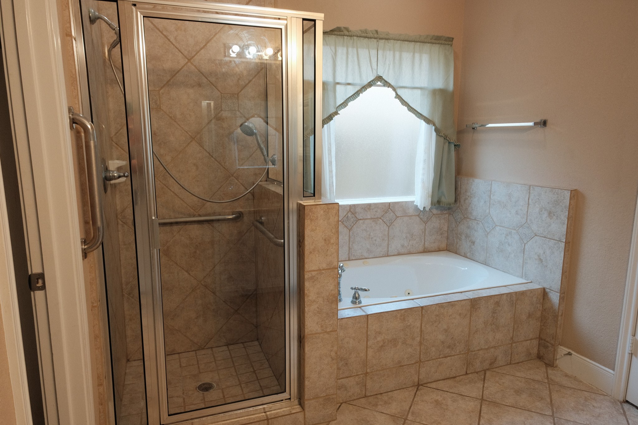4402 Juan Carlos Court Property Photo 15
