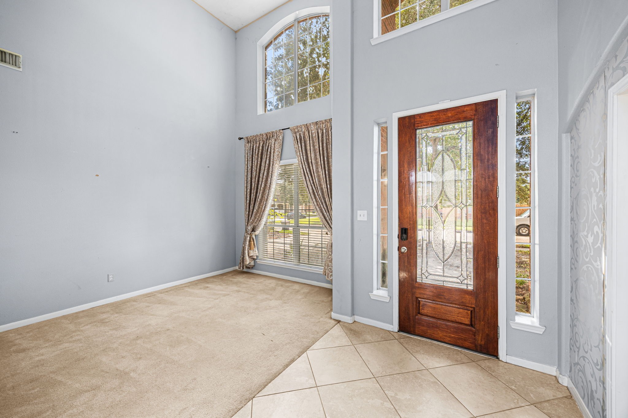 25993 N Royal Emerald Ln Property Photo 17