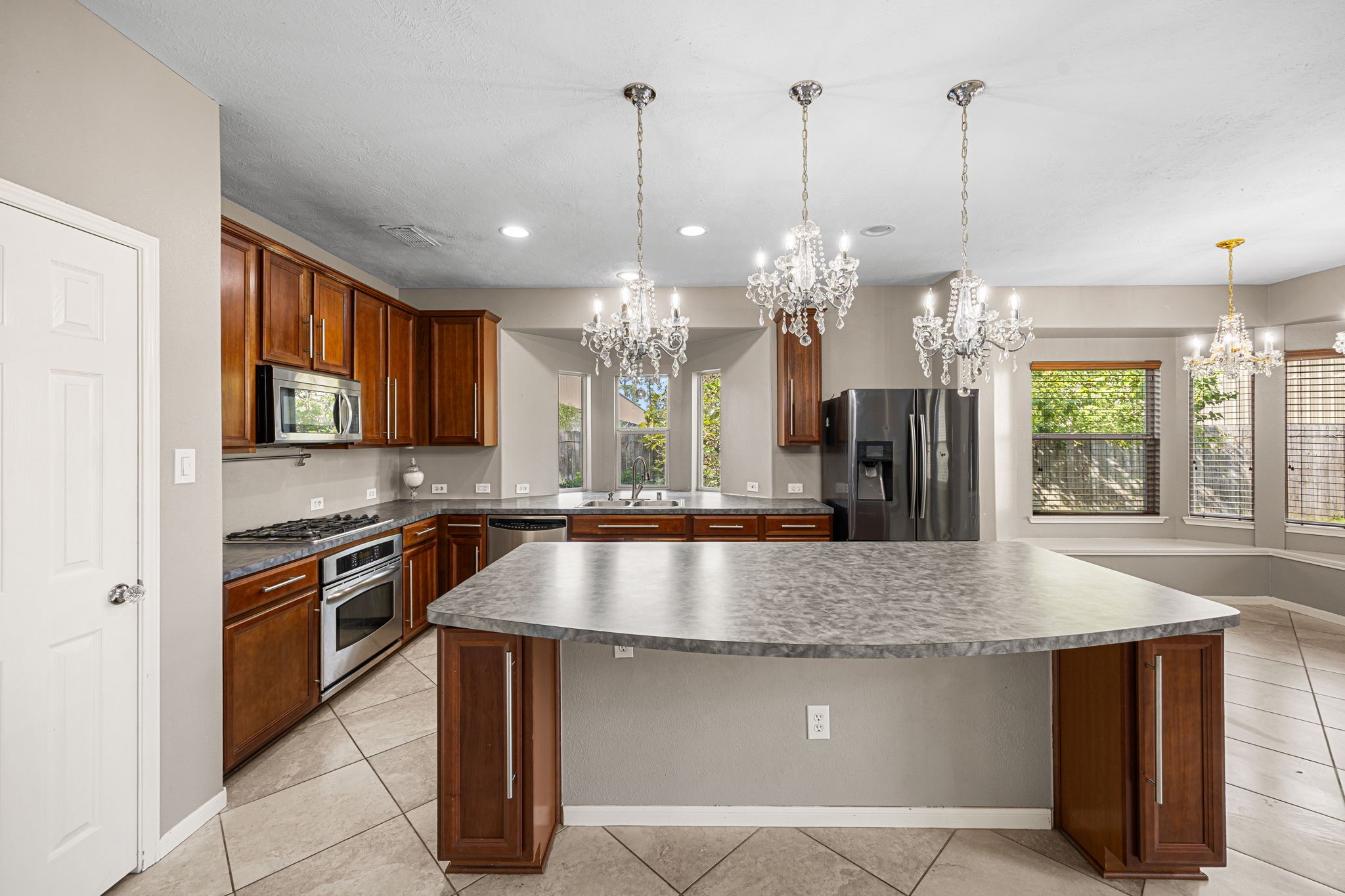 25993 N Royal Emerald Ln Property Photo 24