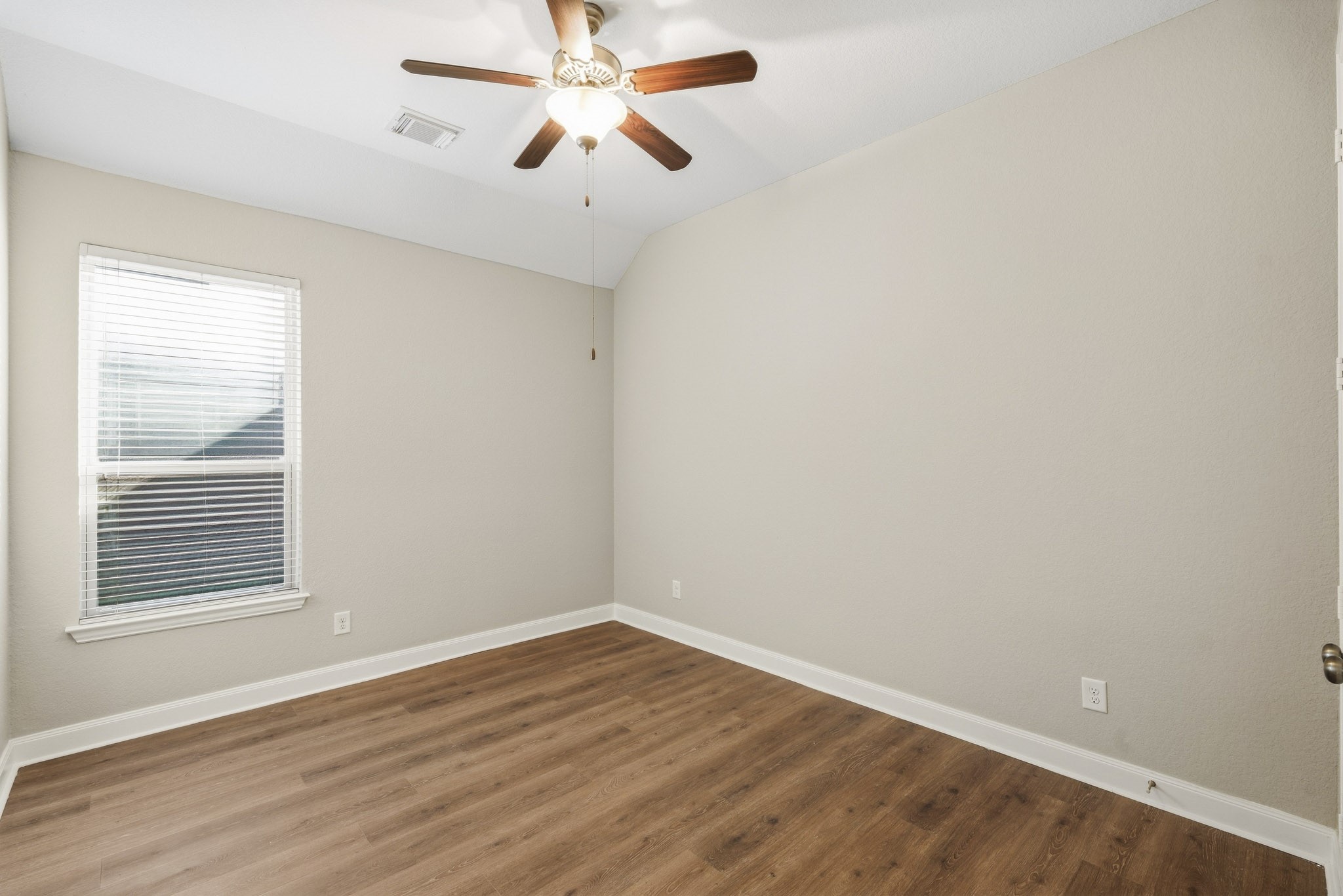 3223 Karleigh Way Property Photo 21