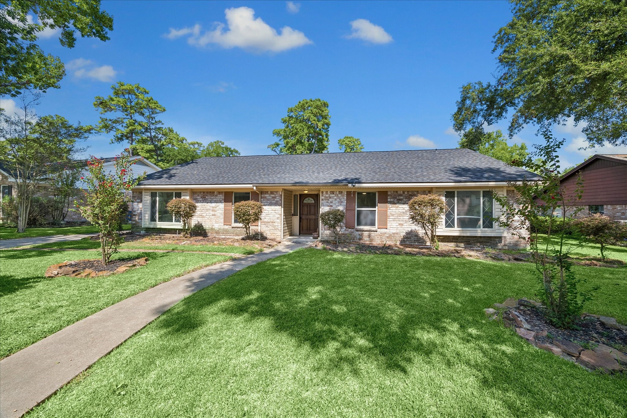 1115 Calderwood Drive Property Photo 1