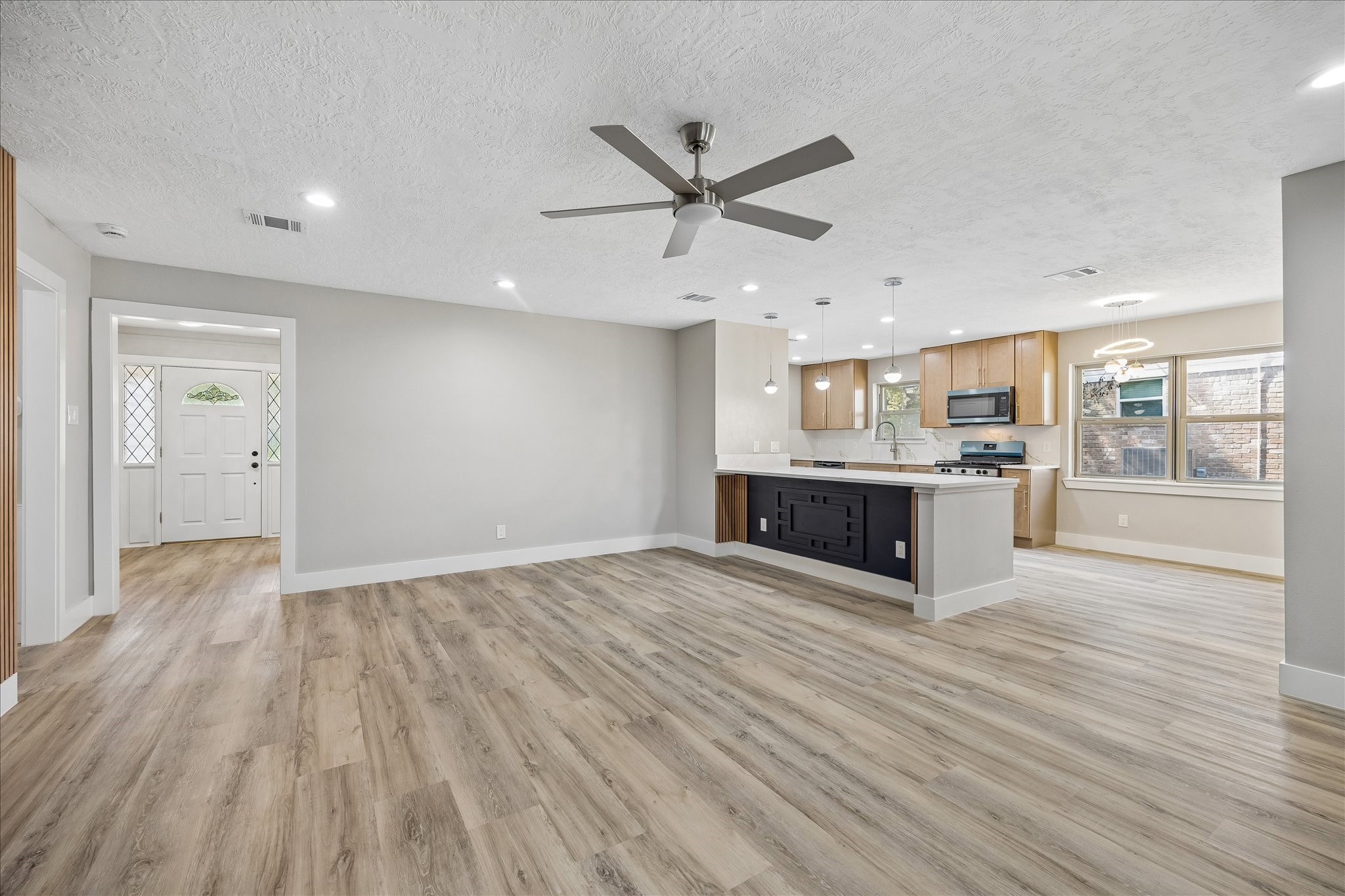 1115 Calderwood Drive Property Photo 8