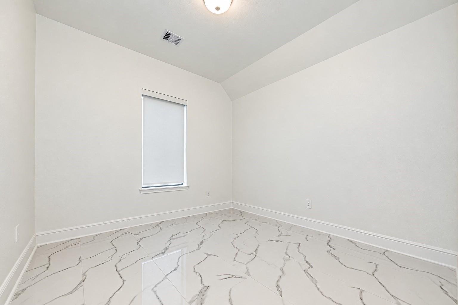 12215 Mackinchan Street, Richmond Tx 77407 Property Photo 9