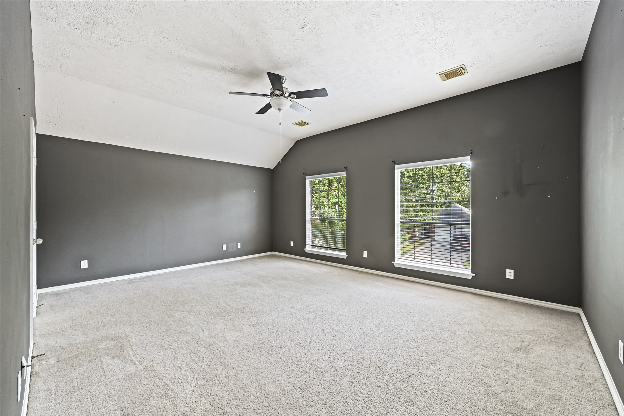 6410 Sparrows Glen Lane Property Photo 24
