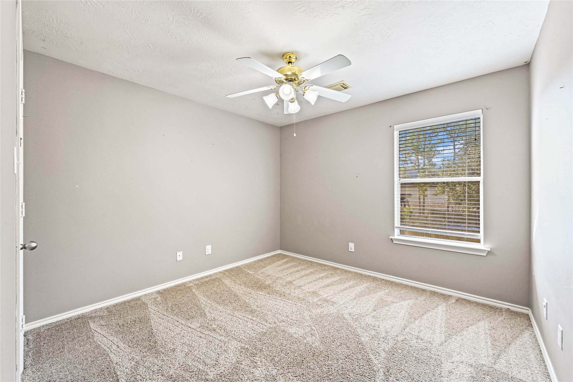 6410 Sparrows Glen Lane Property Photo 32