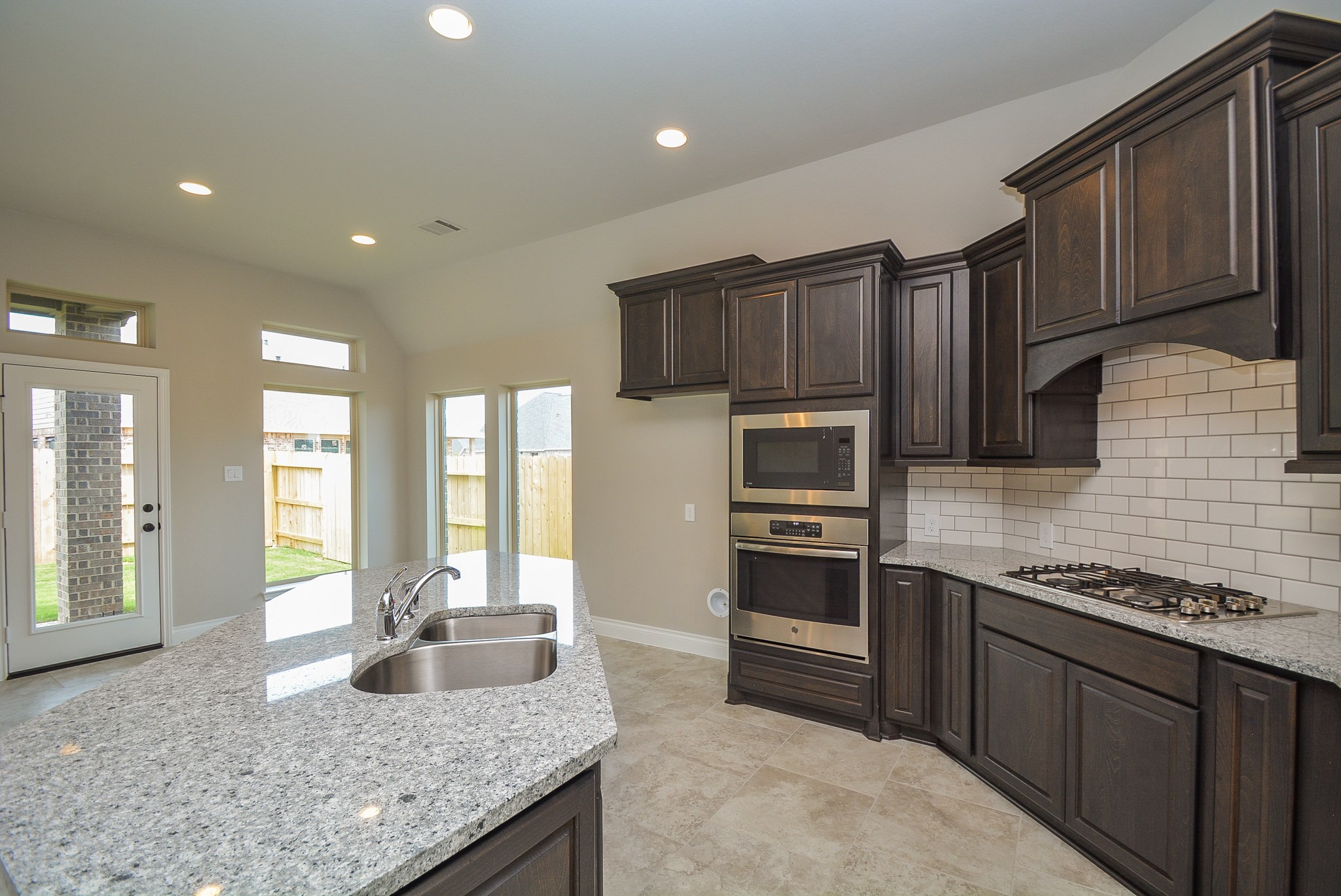 23338 Bingum Pass Drive Property Photo 7