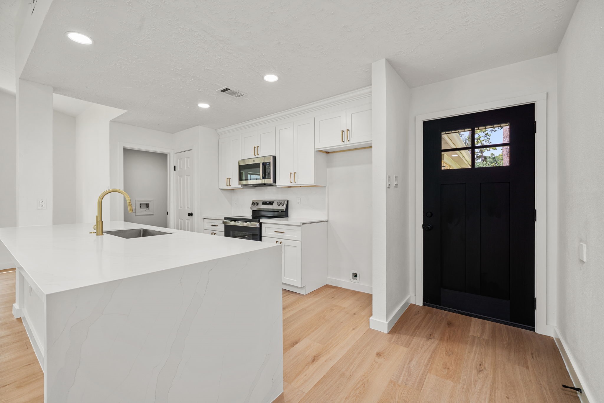 3110 Glade Springs Drive Property Photo 7