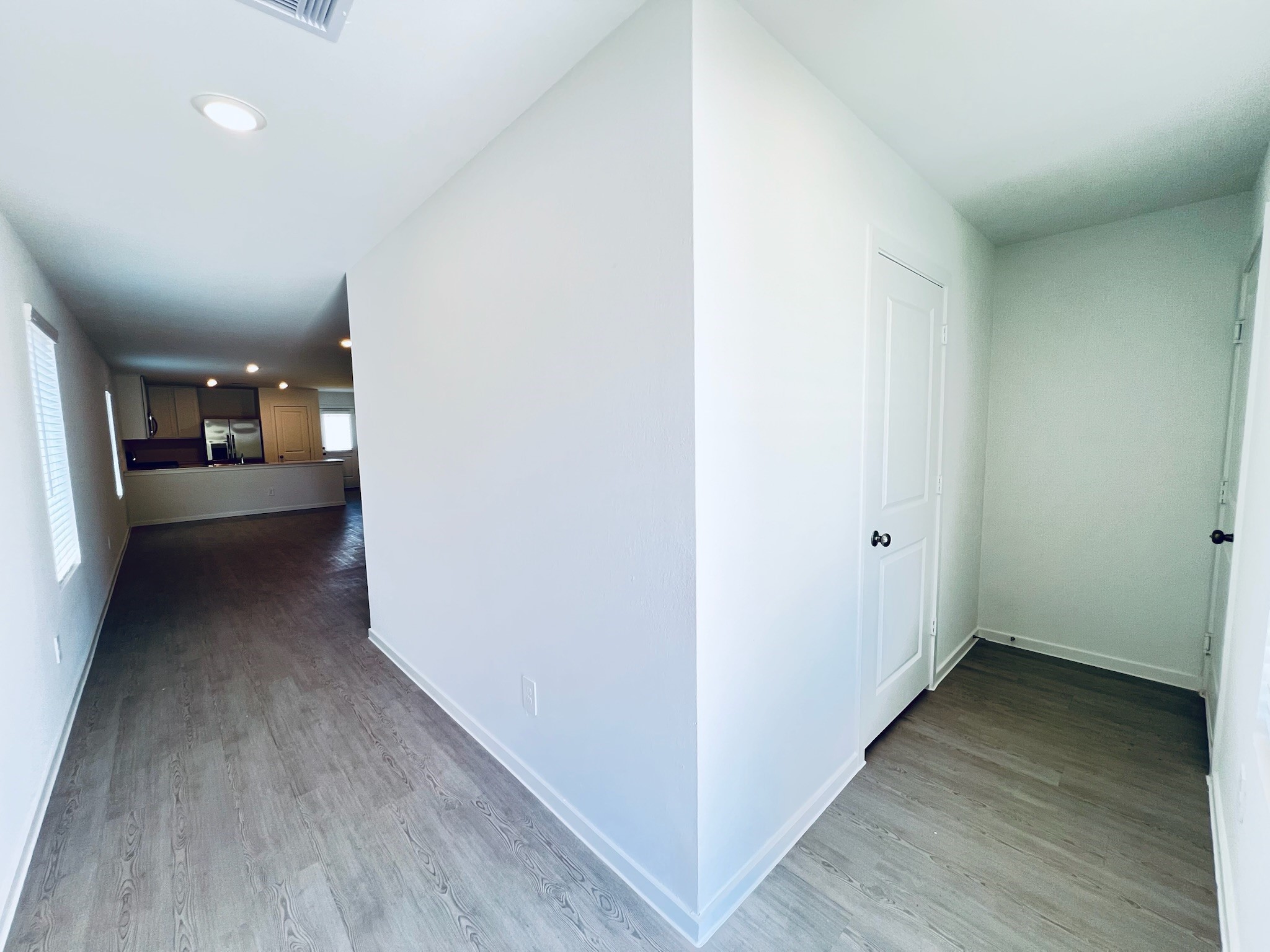 3011 Mallorca Drive Property Photo 2